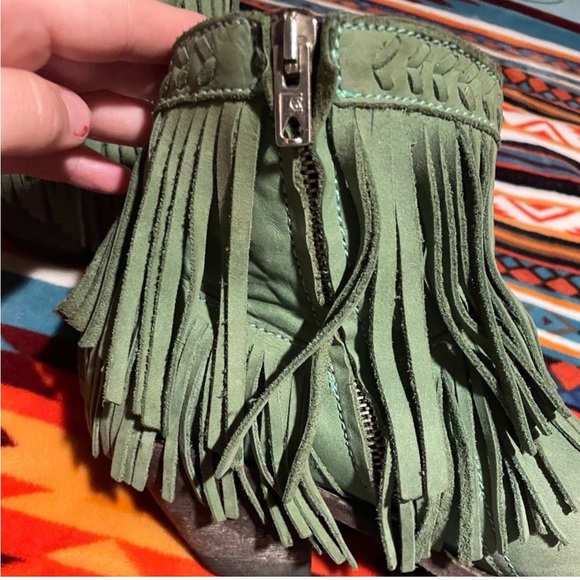 Old Gringo booties w/ fringe - Picture 7 of 10